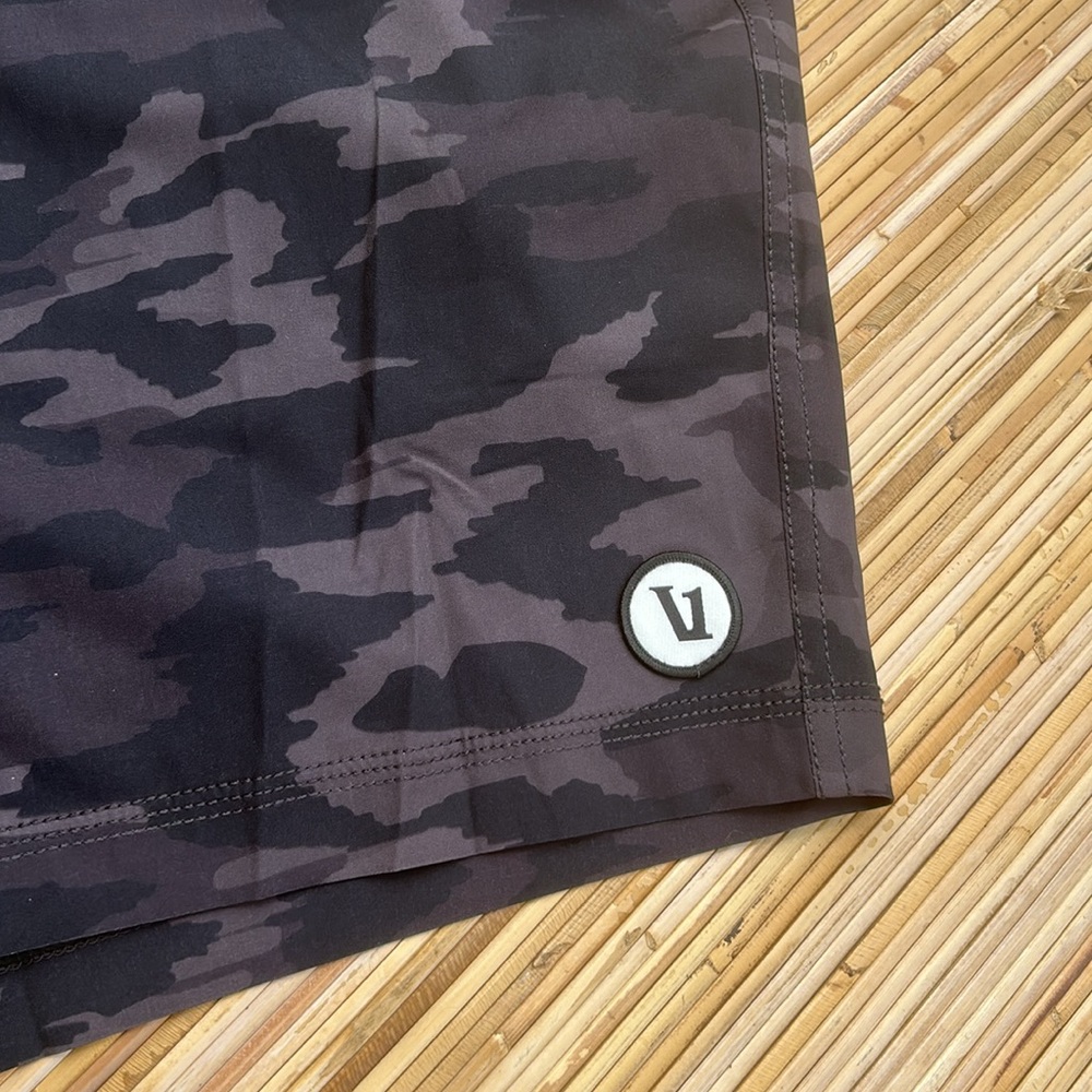 Vuori Kore Black and Grey Camo Shorts 7" - Lined - Picture 5 of 9